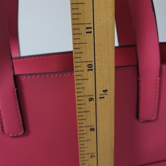 GUESS handbag/cross body bag in Coral color - Picture 16 of 16